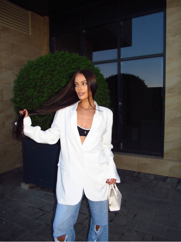 Жіночий вiльний пiджак молочного кольору 34395