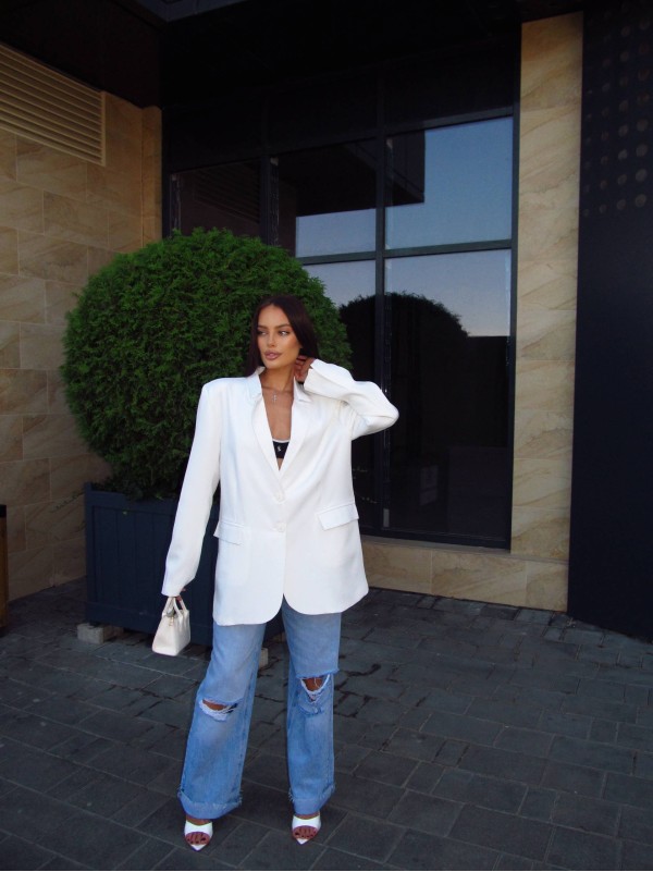 Жіночий вiльний пiджак молочного кольору 34395