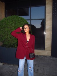 Жіночий вiльний пiджак бордового кольору 34396