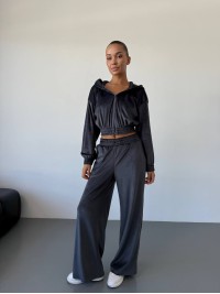 Жіночий велюровий костюм трійка графiтового кольору 34400