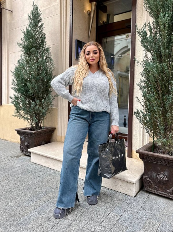 Базовий жіночий светр сiрого кольору 34416