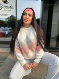 Жіночий светр з геометричним малюнком молочного кольору 34418