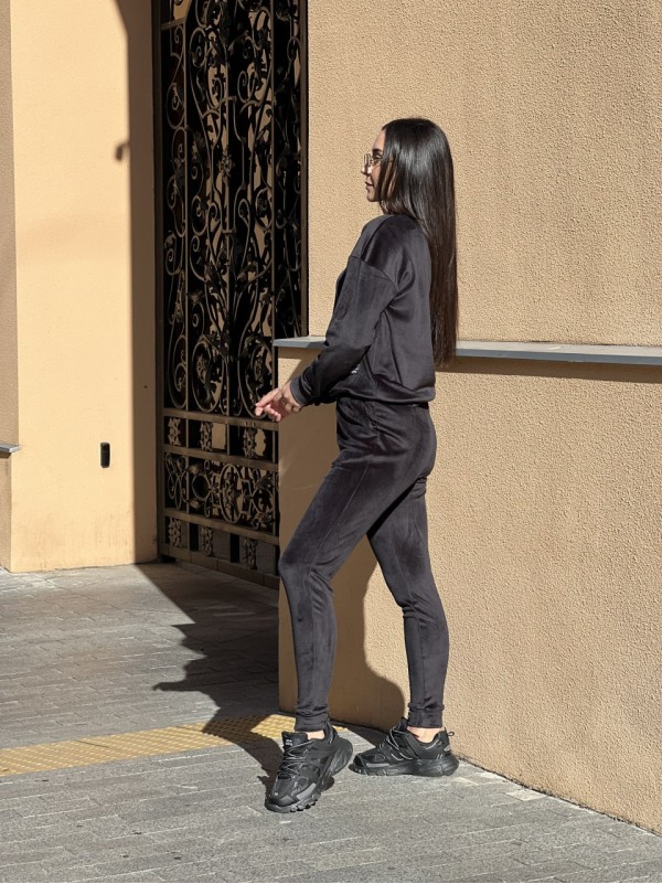 Жіночий спортивний костюм чорного кольору 34437