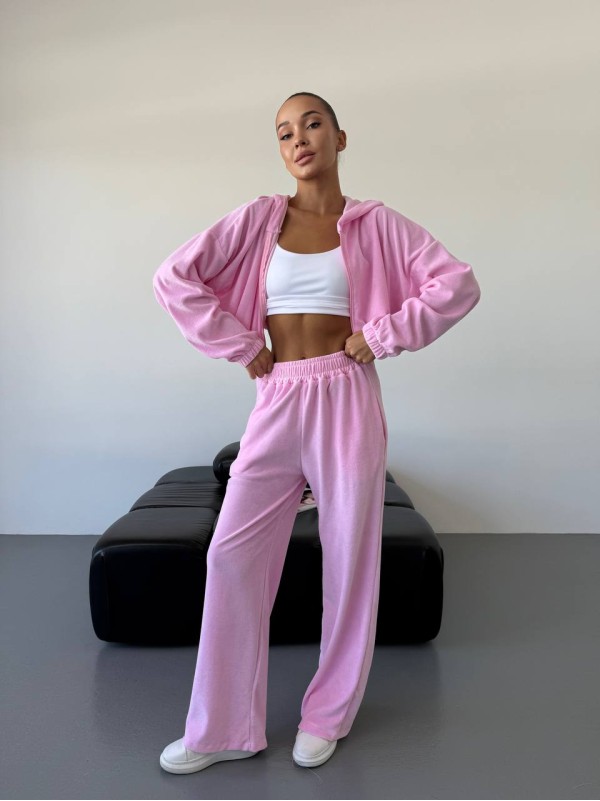 Жіночий велюровий костюм рожевого кольору 34441