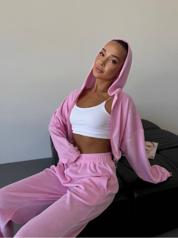 Жіночий велюровий костюм рожевого кольору 34441