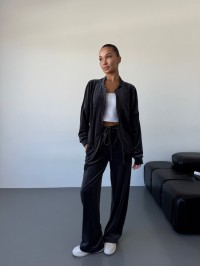 Жіночий велюровий костюм графiтового кольору 34451