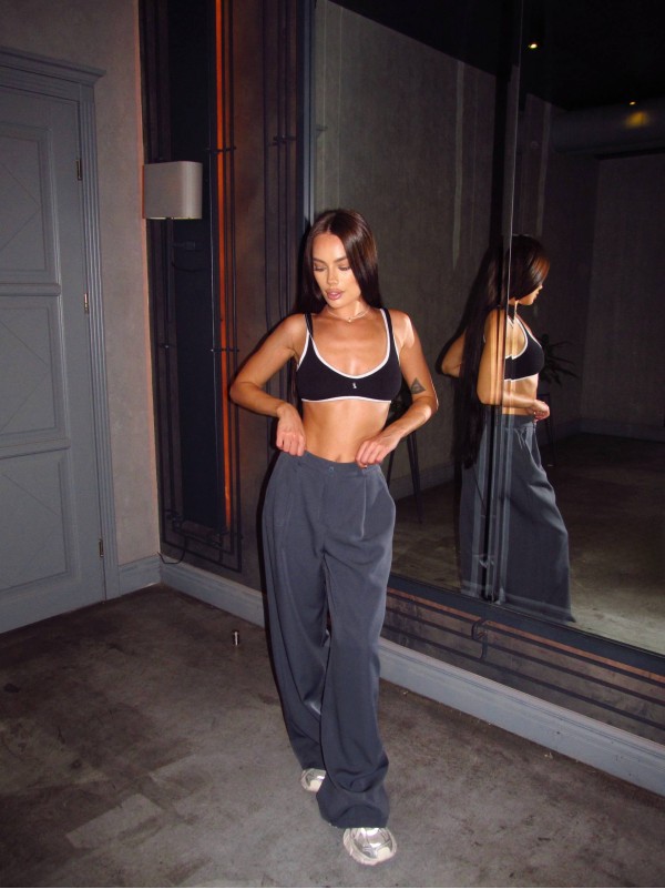 Жiночi базовi класичнi брюки графiтового кольору 34456