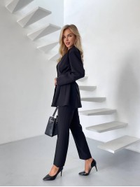 Жіночий класичний костюм чорного кольору 34464