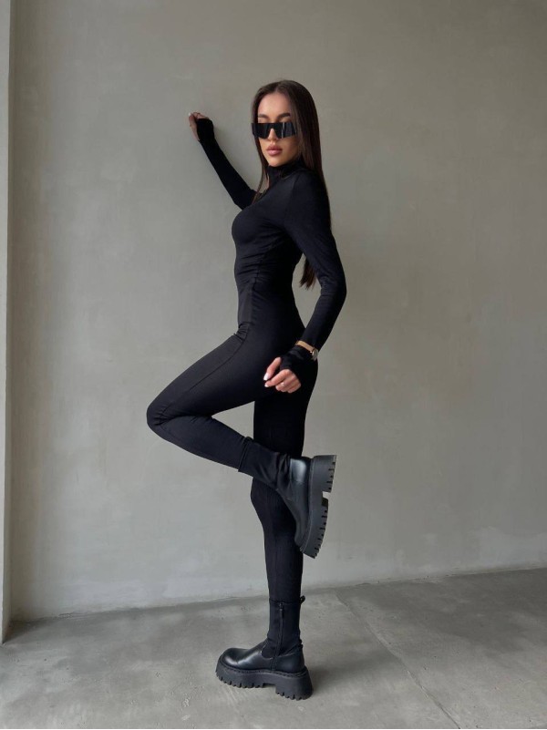 Жіночий еластичний комбінезон на флiсi чорного кольору 34475