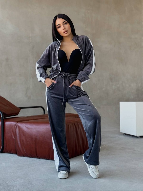 Жiночiй велюровий костюм з лампасами графiтового кольору 34477