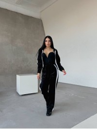 Жiночiй велюровий костюм з лампасами чорного кольору 34478