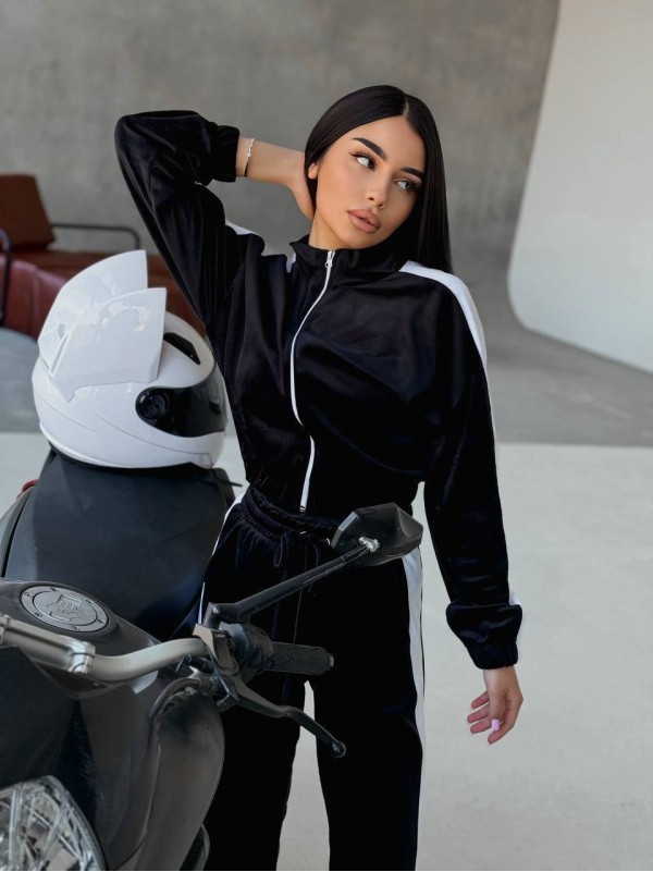 Жiночiй велюровий костюм з лампасами чорного кольору 34478