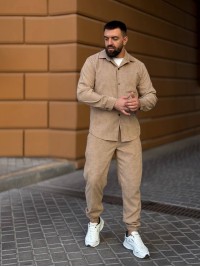 Чоловічий вельветовий костюм бежевого кольору 34480