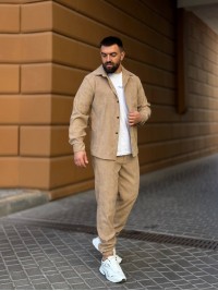 Чоловічий вельветовий костюм бежевого кольору 34480