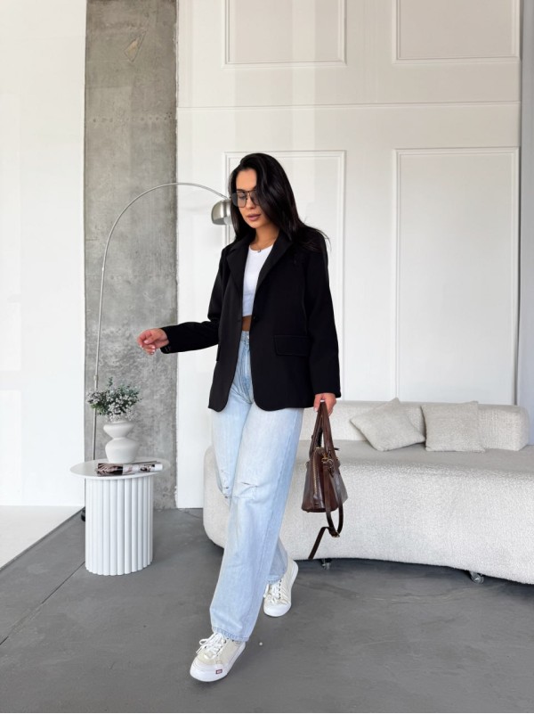 Жіночий пiджак чорного кольору 34484