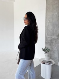 Жіночий пiджак чорного кольору 34484