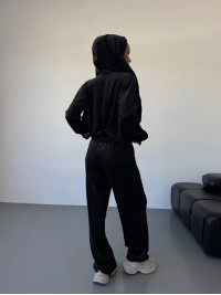 Жіночий велюровий костюм на змiйцi чорного кольору 34486