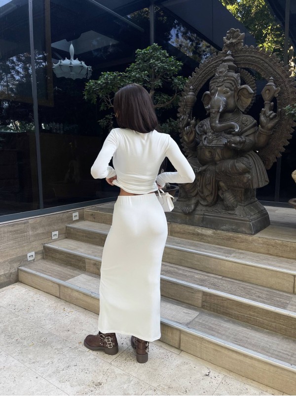 Прогулянковий жіночий костюм (спідниця+лонгслів) молочного кольору 34532