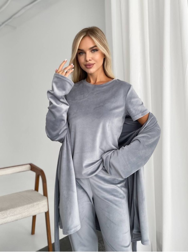 Велюровий домашній комплект трiйка сiрого кольору 34534