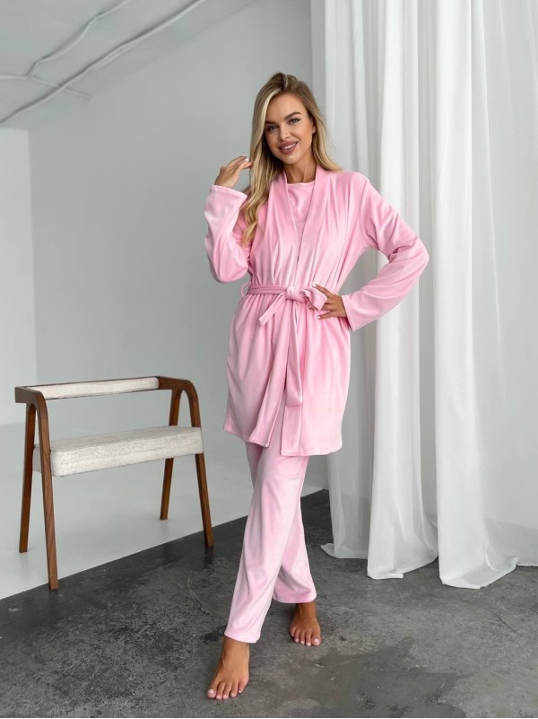 Велюровий домашній комплект трiйка рожевого кольору 34535