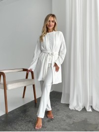 Велюровий домашній комплект трiйка молочного кольору 34537