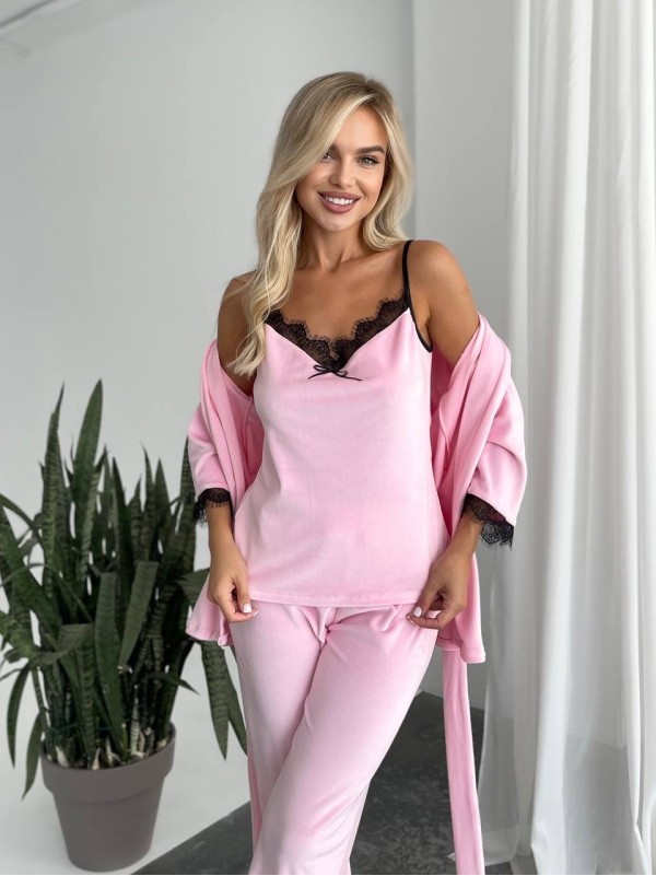 Велюровий домашній костюм трiйка рожевого кольору 34561