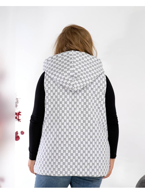 Жіноча демісезонна жилетка молочного кольору 34587