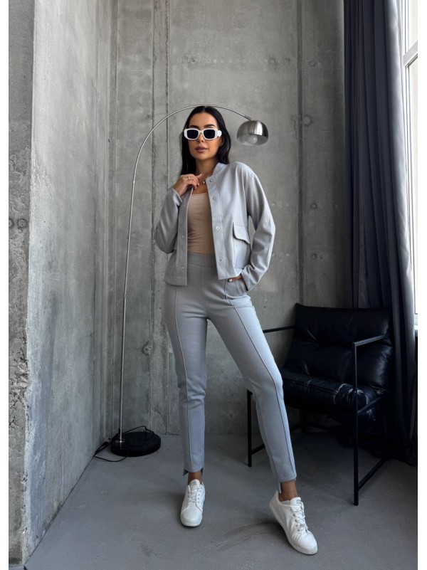 Жiночiй прогулянковий костюм сiрого кольору 34610