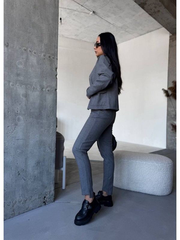 Жiночiй прогулянковий костюм графiтового кольору 34611