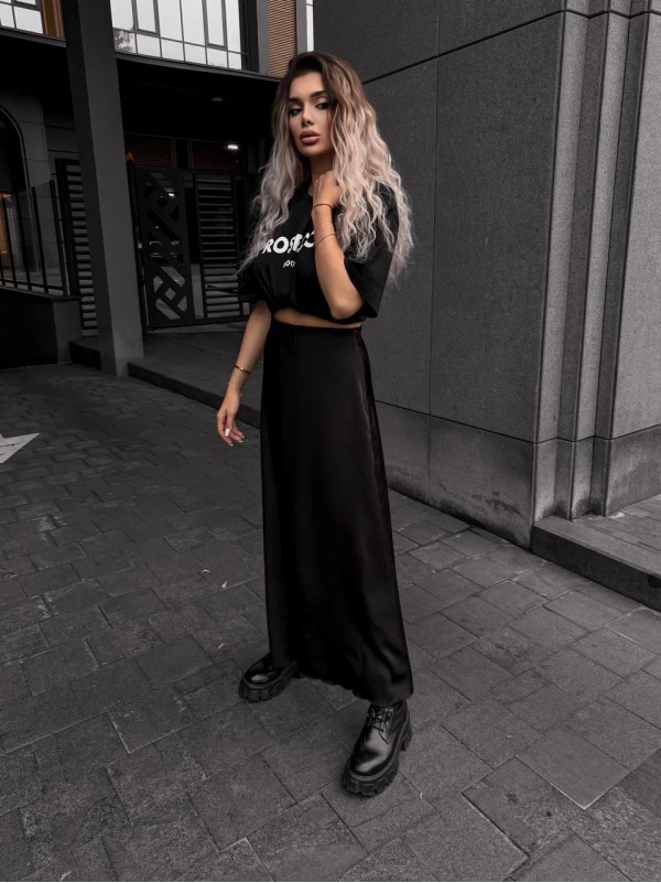 Жіноча спідниця шовкова максі чорного кольору 34631