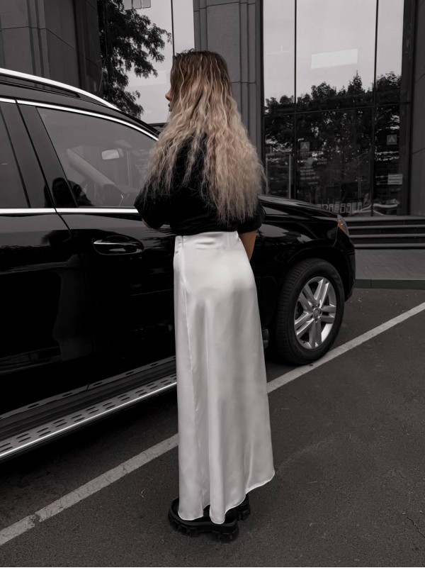 Жіноча спідниця шовкова максі молочного кольору 34632
