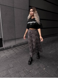 Жіноча спідниця шовкова максі коричневого кольору 34633