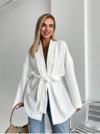 Жіночий кардиган з поясом молочного кольору 34636