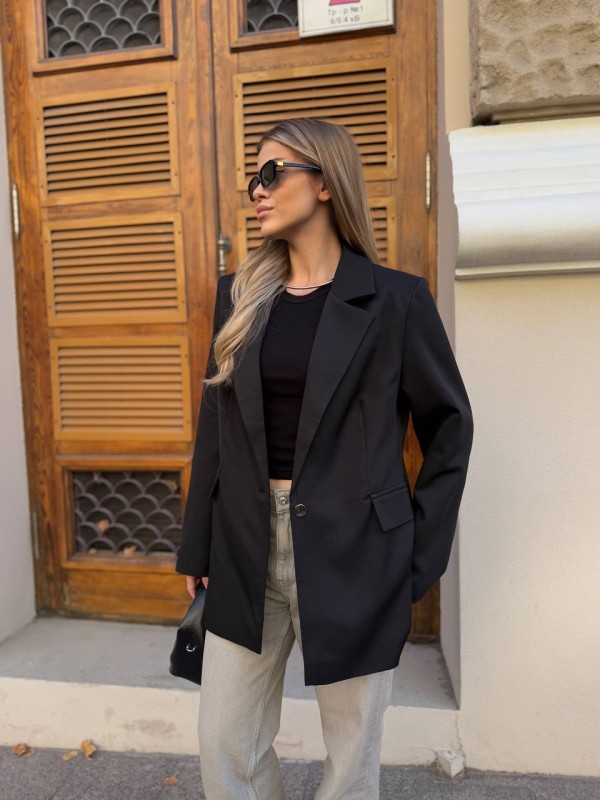 Жіночий піджак з поясом чорного кольору 34647