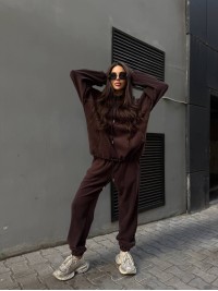 Жіночий флісовий костюм коричневого кольору 34652