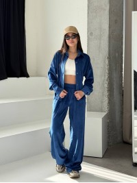 Жіночий велюровий костюм на гудзиках синього кольору 34662