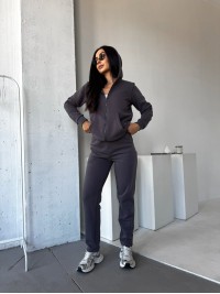 Жіночий спортивний костюм на флiсi графiтового кольору 34668