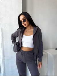 Жіночий спортивний костюм на флiсi графiтового кольору 34668