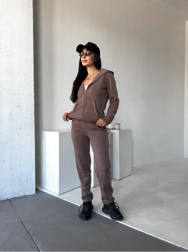 Жіночий спортивний костюм на флiсi кавового кольору 34670