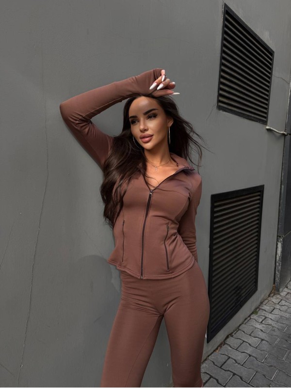 Жіночий теплий термокостюм кавового кольору 34671