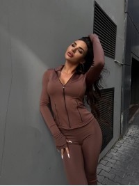 Жіночий теплий термокостюм кавового кольору 34671