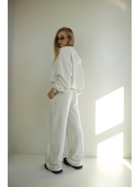 Жіночий спортивний костюм молочного кольору 34677