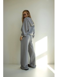 Жіночий спортивний костюм сiрого кольору 34678