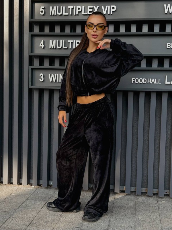 Велюровий жіночий костюм на блискавці чорного кольору 34681