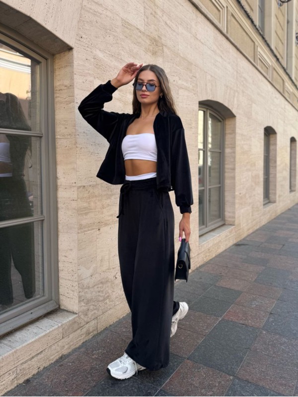 Велюровий жіночий костюм на блискавці чорного кольору 34691