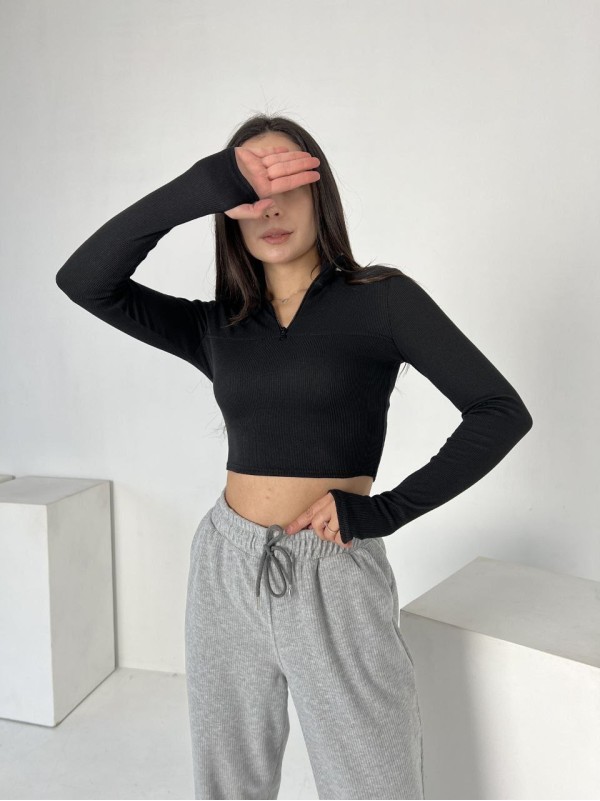 Жіночий топ із рукавом в рубчик чорного кольору 34695