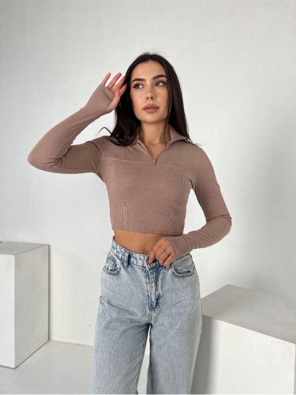 Жіночий топ із рукавом в рубчик кавового кольору 34696