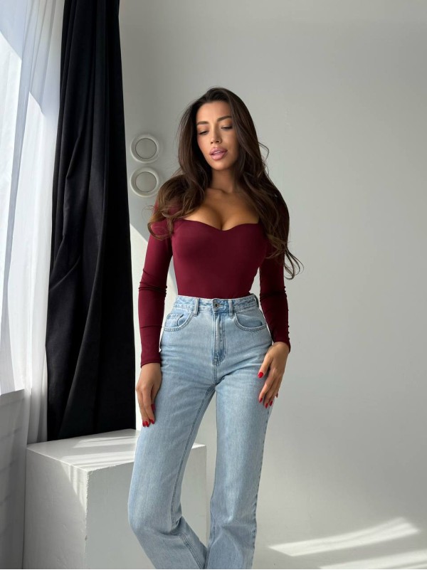 Однотонний прогулянковий боді з пуш-ап бордового кольору 34757