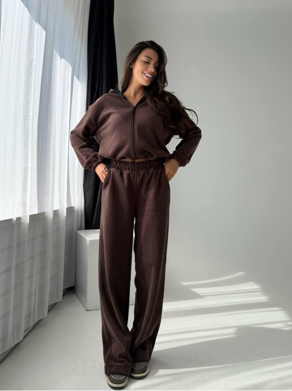 Жіночий флiсовий костюм на змiйцi коричневого кольору 34764