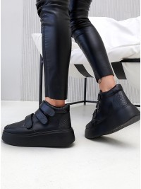 Жіночі шкіряні черевики на липучках (хутро) чорного кольору 34767